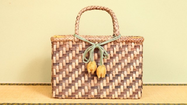 クルミ・網代編み