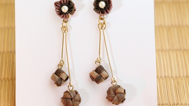 くるみ樹皮×秩父銘仙ピアス